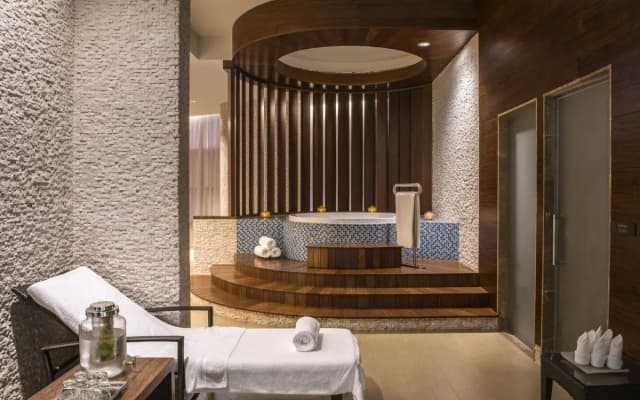 Swissotel Living Al Ghurair - photo 1