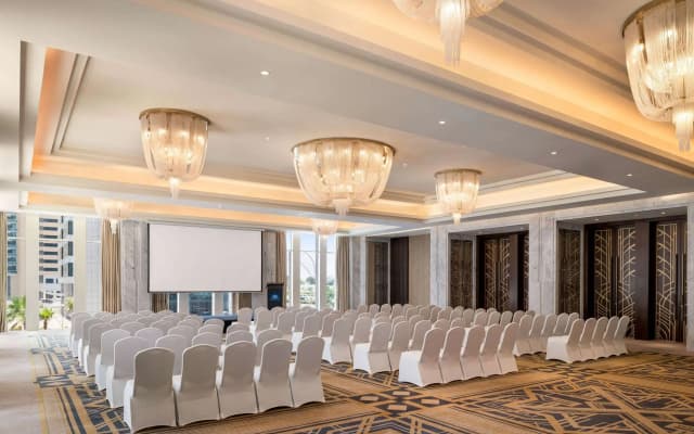 Wyndham Grand Doha West Bay Beach - photo 1
