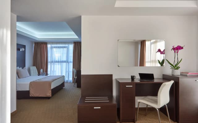 Breeze Boutique Hotel - photo 1