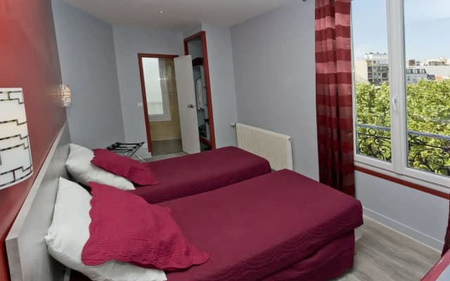 Hipotel Paris Belgrand Marie 20ème - photo 1