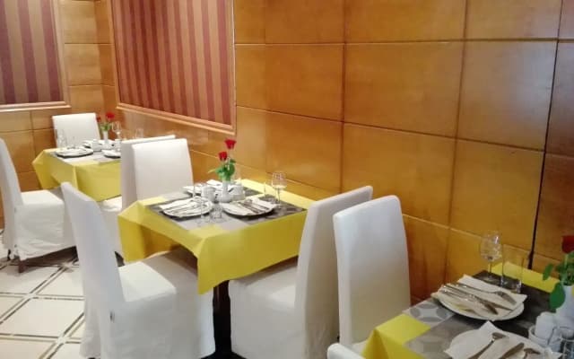 Nour Al Thuria Hotel - photo 1