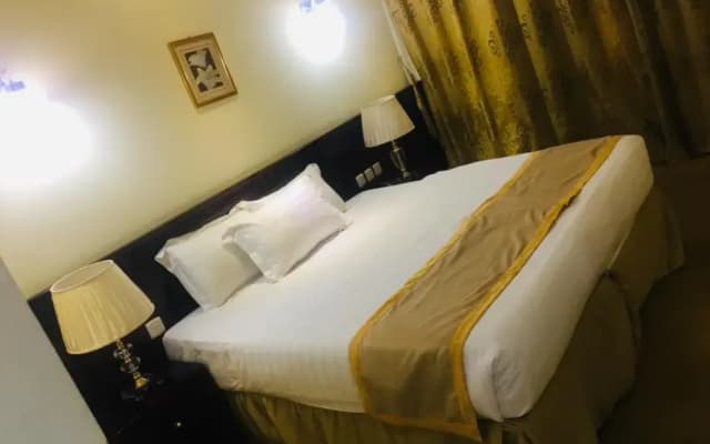 AL Olayan Golden Hotel - photo 1