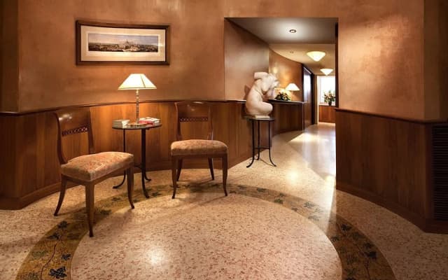 Hotel Cavour - photo 1