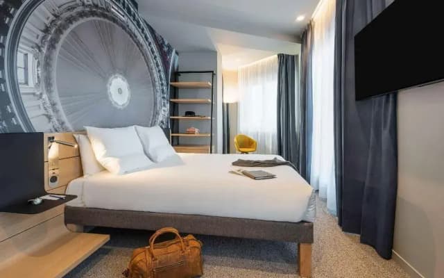 Novotel Belleville Paris 20 Hotel - photo 4