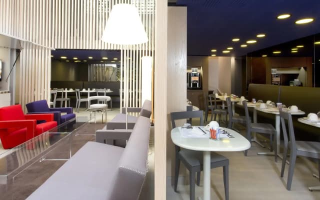 Hotel Libertel Gare de l'Est Francais - photo 1