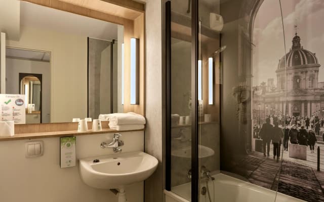 Campanile Paris Est - Porte de Bagnolet Hotel - photo 4