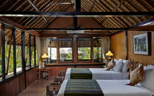 Hotel Tjampuhan Spa - photo 1