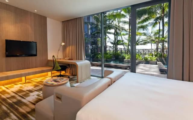 Crowne Plaza Changi Airport by IHG - photo 2