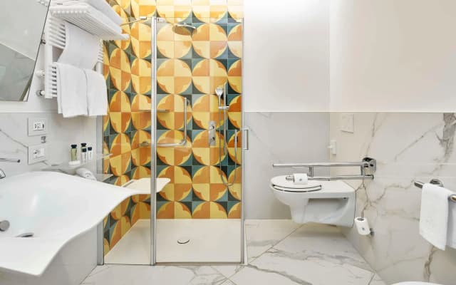 De Bonart Naples, Curio Collection by Hilton - photo 3