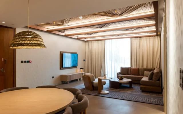 ERTH Abu Dhabi Hotel - photo 1