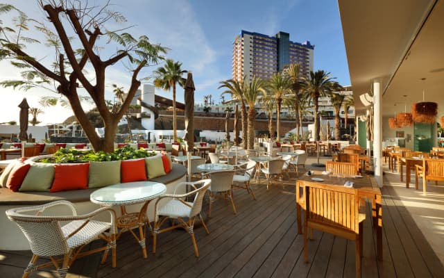 Hard Rock Hotel Tenerife - photo 2