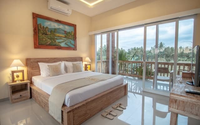 Sujiwa Ubud Hotel & Villa - photo 2