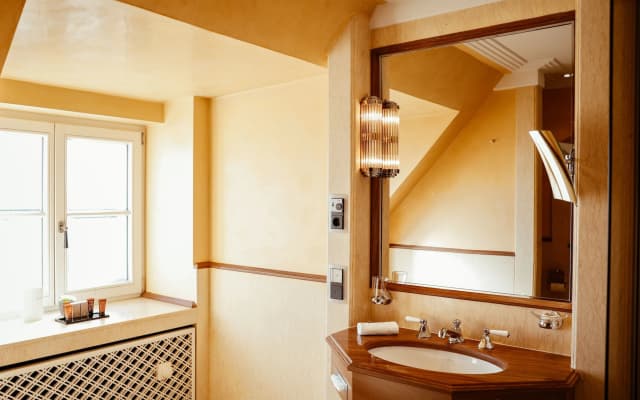 Hotel Bayerischer Hof - photo 1
