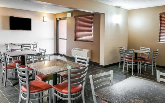 Comfort Inn Las Vegas New Mexico - photo 2