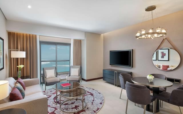 Hilton Doha The Pearl - photo 2