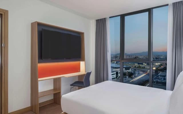 Hampton By Hilton Antalya Airport - photo 2