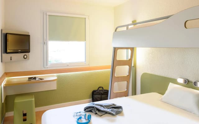 ibis budget Courbevoie Paris la Defense 1 - photo 2