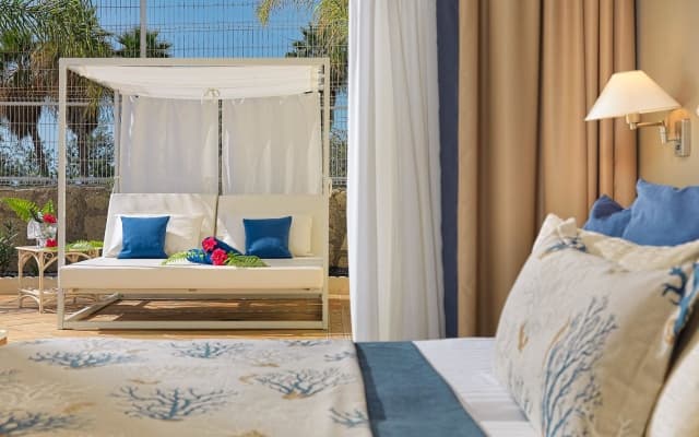 Gran Oasis Resort - photo 1
