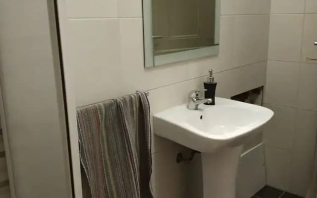 Sleep & Go Faro Airport Guest House - photo 1