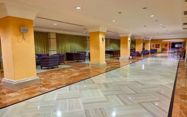Hotel Zentral Center - photo 1
