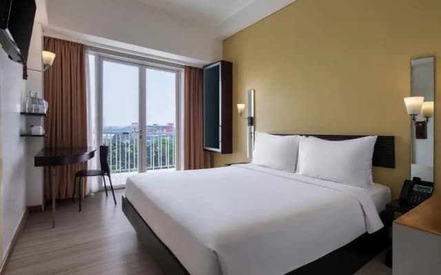 Hotel Santika BSD City Serpong - photo 5