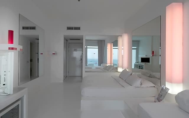 Hotel SU & Aqualand - photo 3