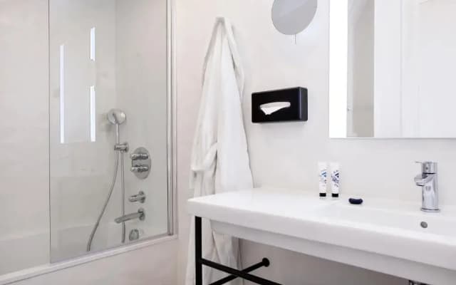 Doisy Etoile - Orso Hotel - photo 3