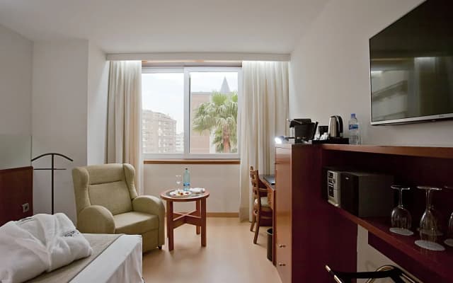 Ilunion Les Corts Spa Hotel - photo 2