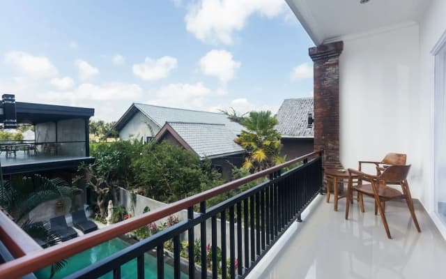 Sujiwa Ubud Hotel & Villa - photo 7