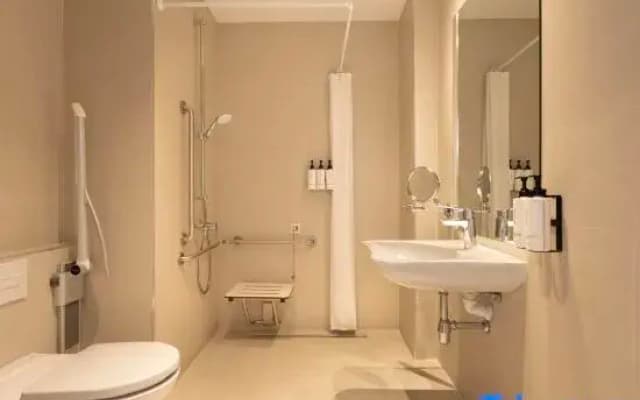 Staybridge Suites Malaga - photo 13