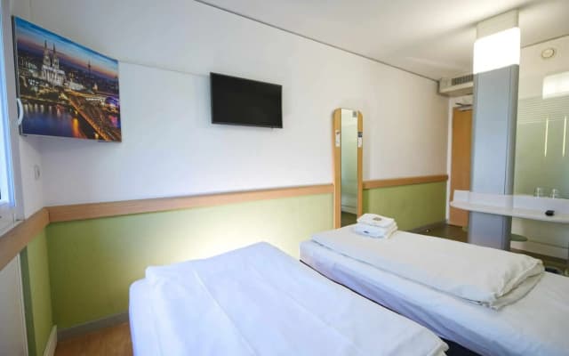 ibis Styles Paris Mairie de Montreuil - photo 4