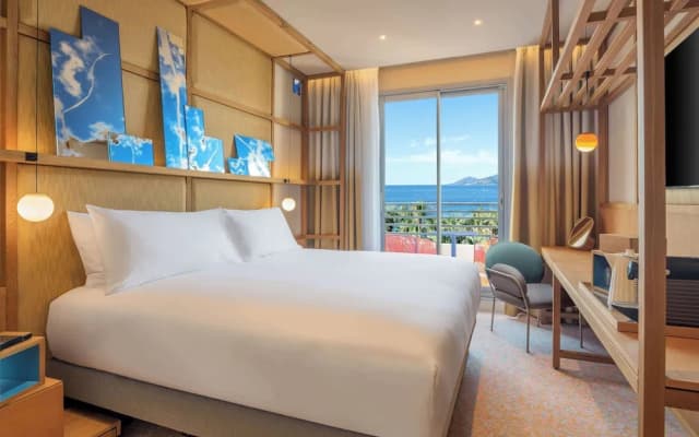 Canopy by Hilton Cannes - photo 2