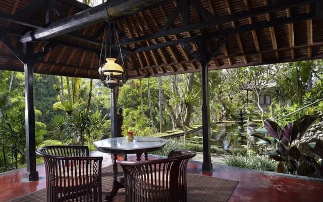 Hotel Tjampuhan Spa - photo 3