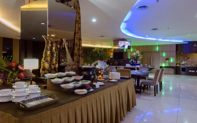 Hotel Horison Grand Serpong - photo 3
