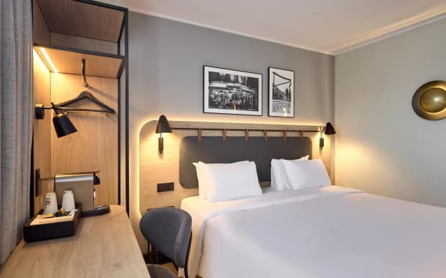 Campanile PRIME - Villejuif - photo 5