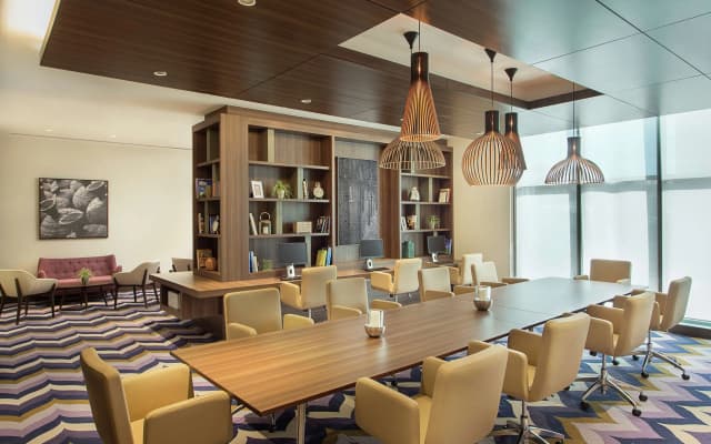 Hampton by Hilton Dubai Airport - photo 5