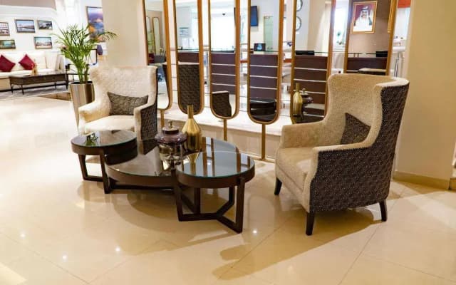 Al Ain Palace Hotel - photo 3
