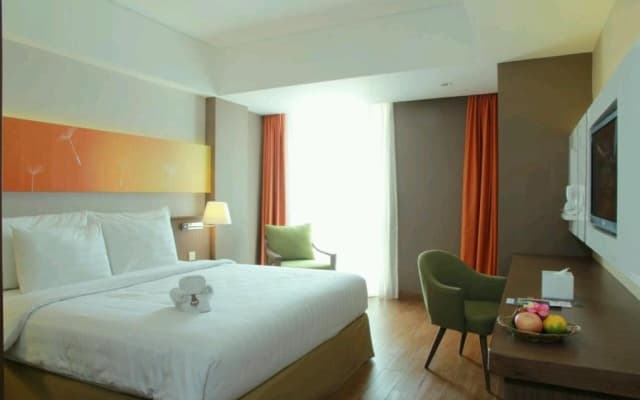 Soll Marina Hotel Serpong - photo 3