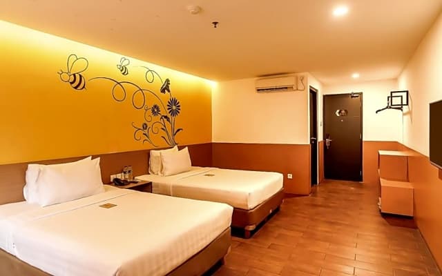 Yellow Bee Tangerang - photo 2