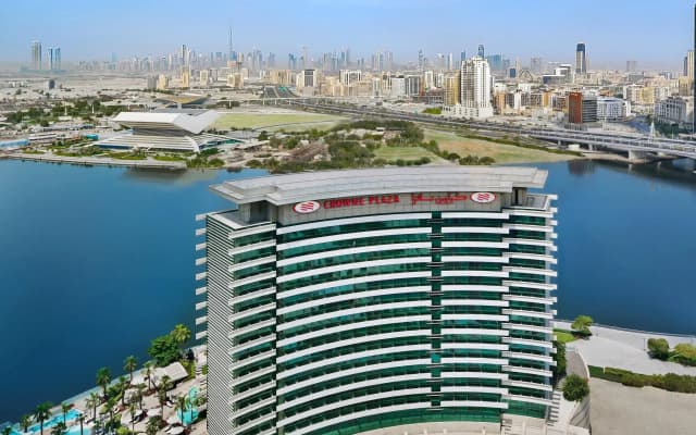 Hotel Crowne Plaza Festival City - photo 1