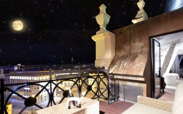 Hotel Kings Court - photo 3