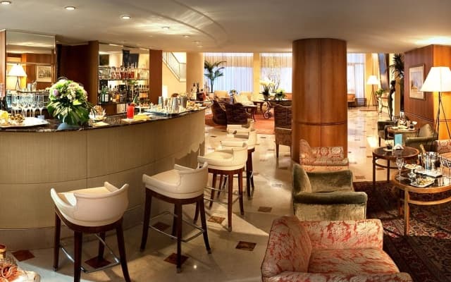 Hotel Cavour - photo 3