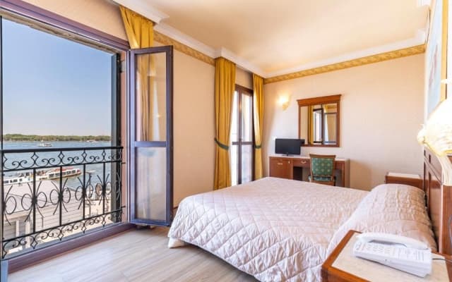 Hotel Panorama - photo 2