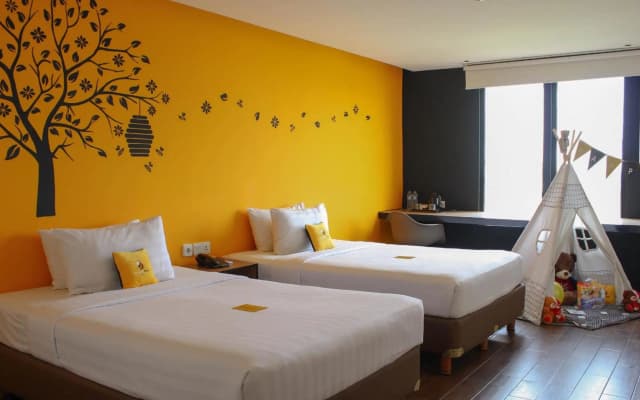 Yellow Bee Tangerang - photo 7