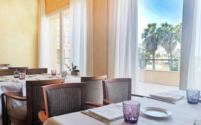 Alicante Golf Hotel  - photo 2