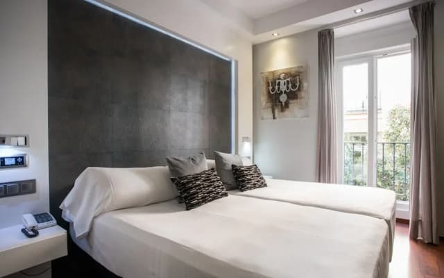 The Hotel Regina - photo 4
