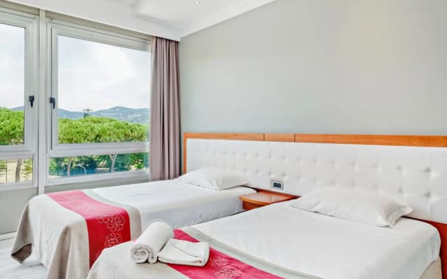 Hotel Italiana Hotels Florence - photo 1