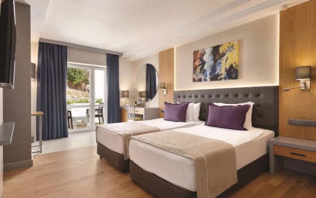 La Quinta by Wyndham Bodrum - photo 1