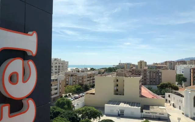 easyHotel Málaga City Centre - photo 1