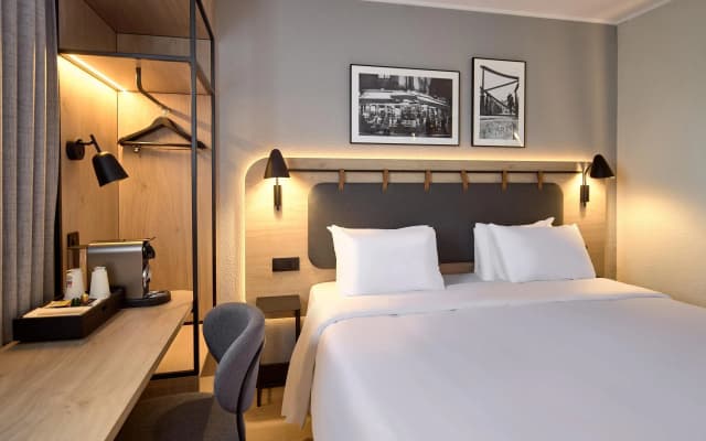 Campanile PRIME - Villejuif - photo 1